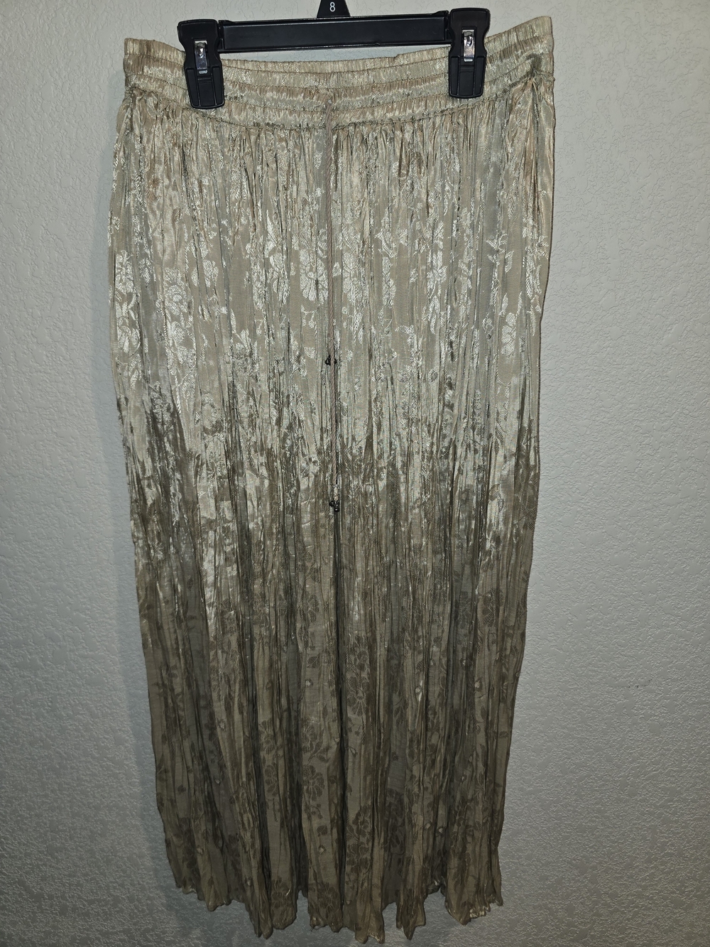 Next Move Vintage Gold Metallic Floral Crinkle Broomstick Maxi Skirt - Size M